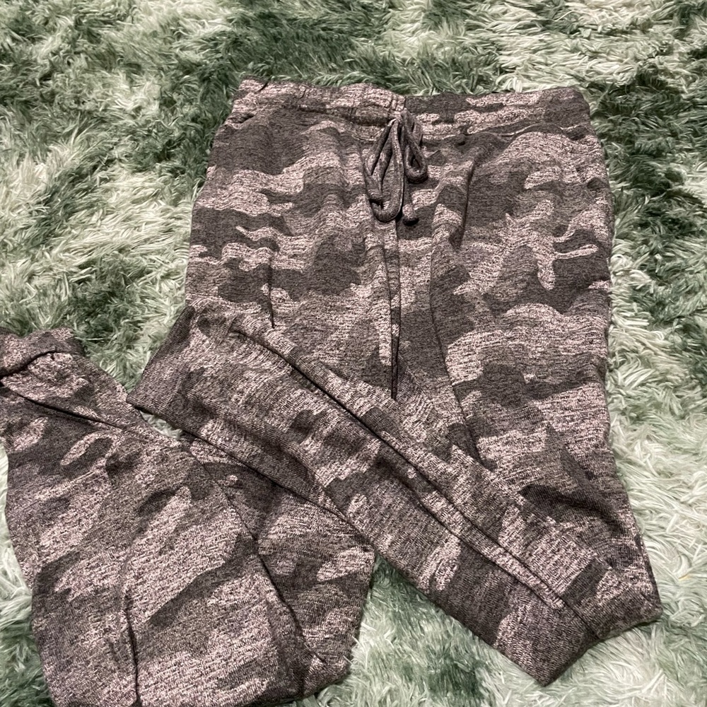 Maurices Gray Camouflage Joggers